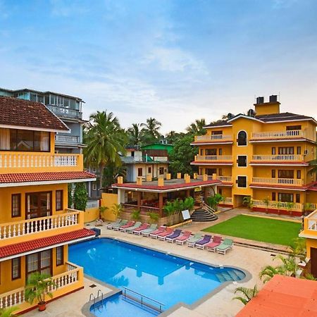 Marina Bay Beach Resort Candolim Esterno foto