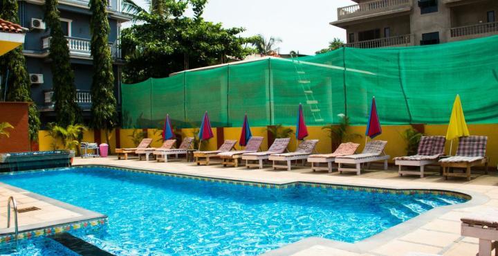 Marina Bay Beach Resort Candolim Esterno foto