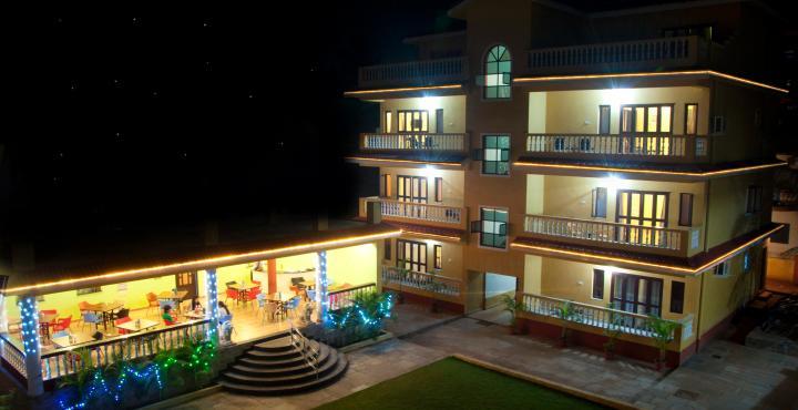 Marina Bay Beach Resort Candolim Esterno foto